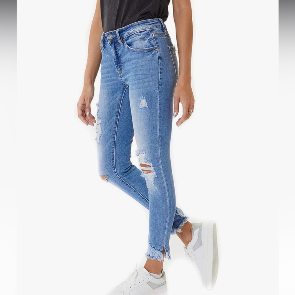 KanCan - Frayed Denim Jean